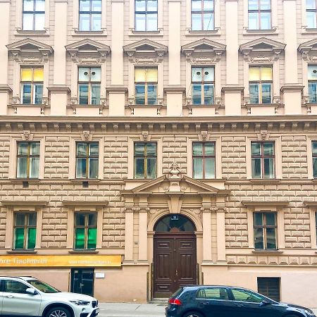 Backpacker Apartment City Center Viyana Dış mekan fotoğraf